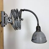 Applique murale industrielle grise en forme de ciseaux, Elektroinstala, années 1960