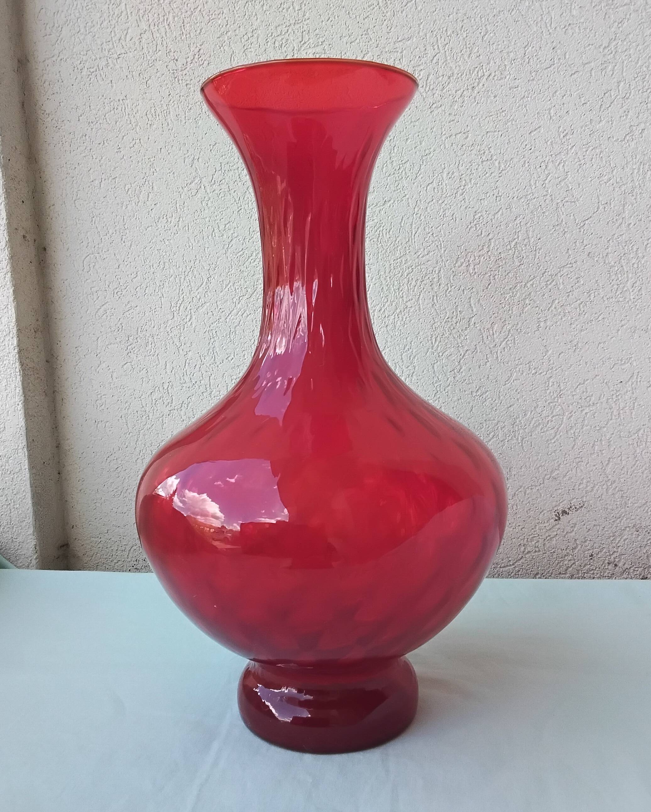 Red glass vase