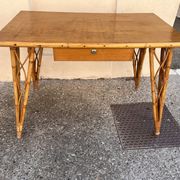 bureau rotin pieds tour Eiffel vintage 1960