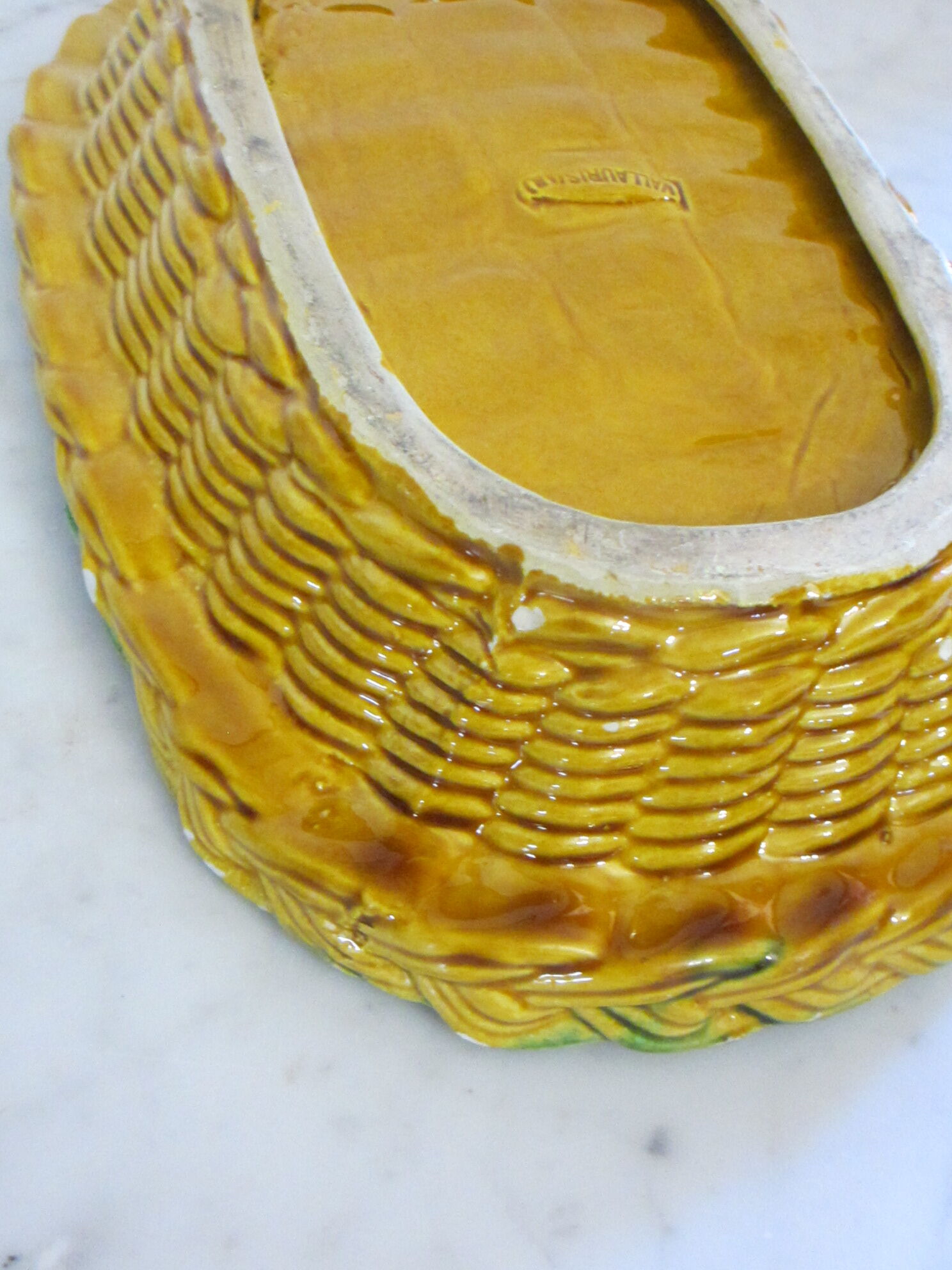 Basket in slurry of Vallauris AM .