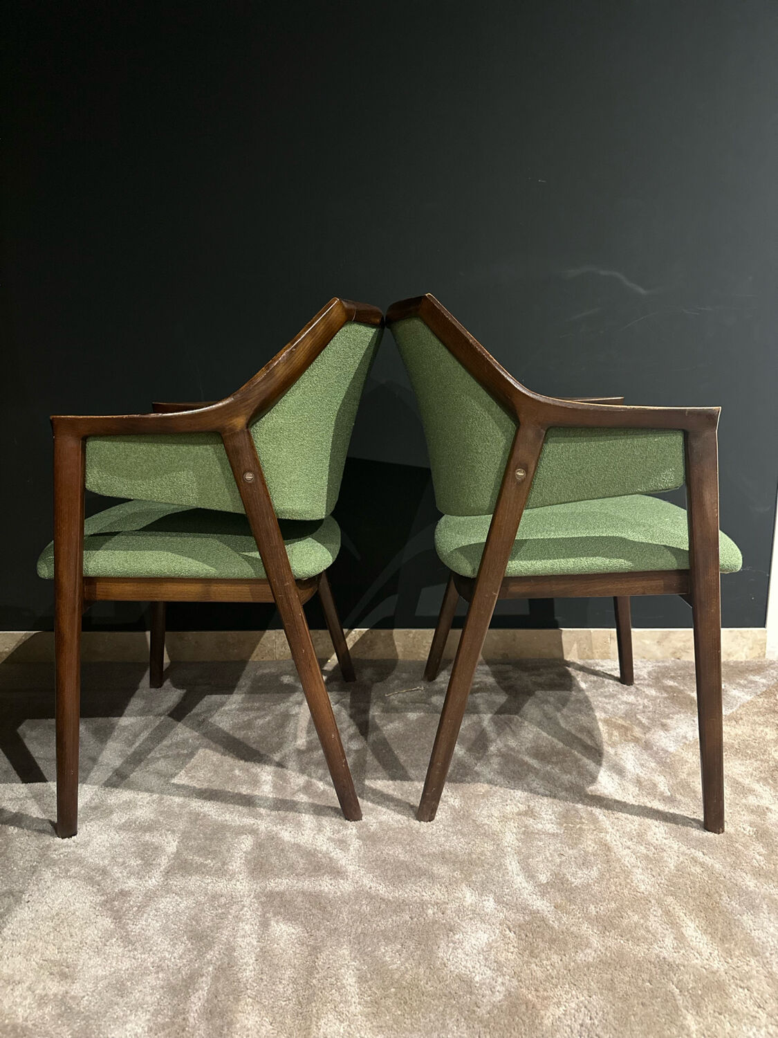 2 chairs circa 1960/1970