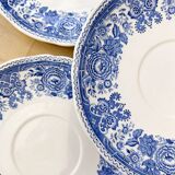 5 vintage Villeroy & Boch saucers