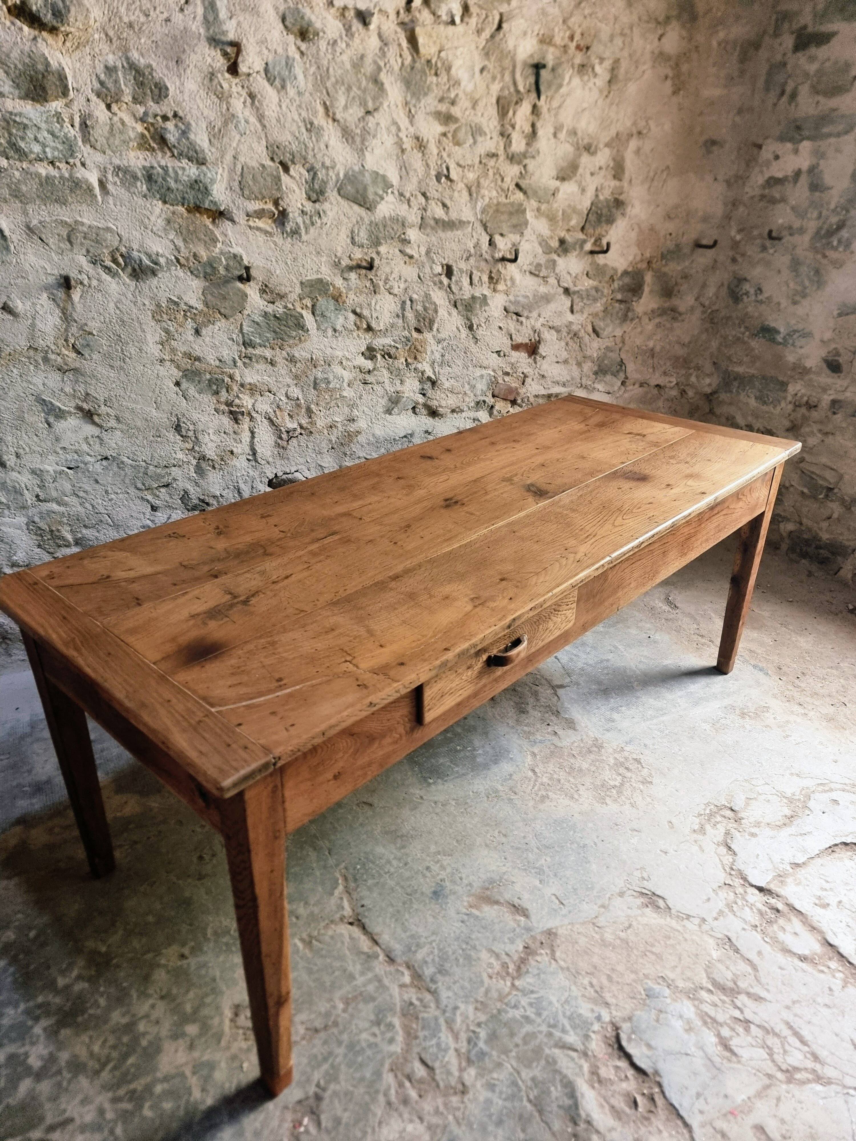 Old oak farmhouse table, dining table, Auvergne, circa 1750–1800