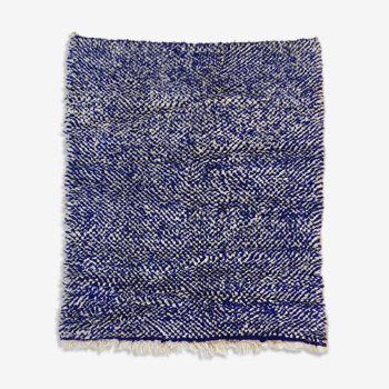 Moroccan Berber carpet Beni Ouarain ecru speckled blue majorelle 145x118cm