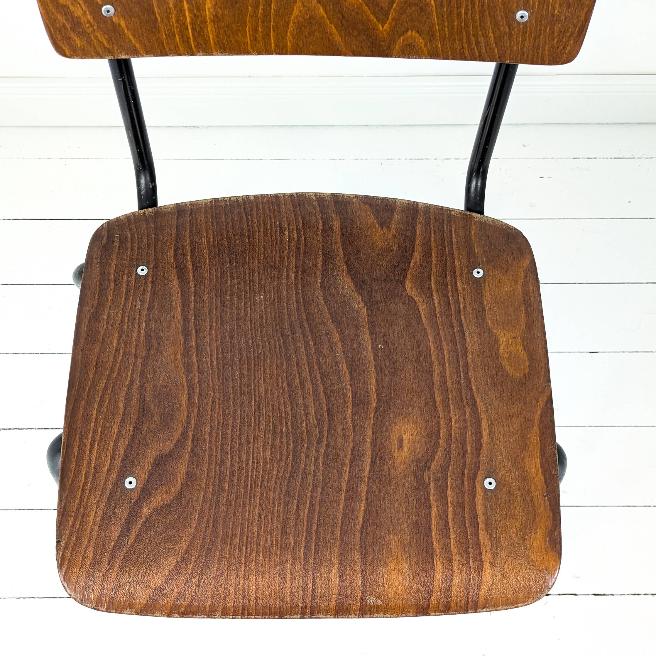 Chaise vintage Pagholz Ahrend Cirkel années 60 assise chêne piètement métal