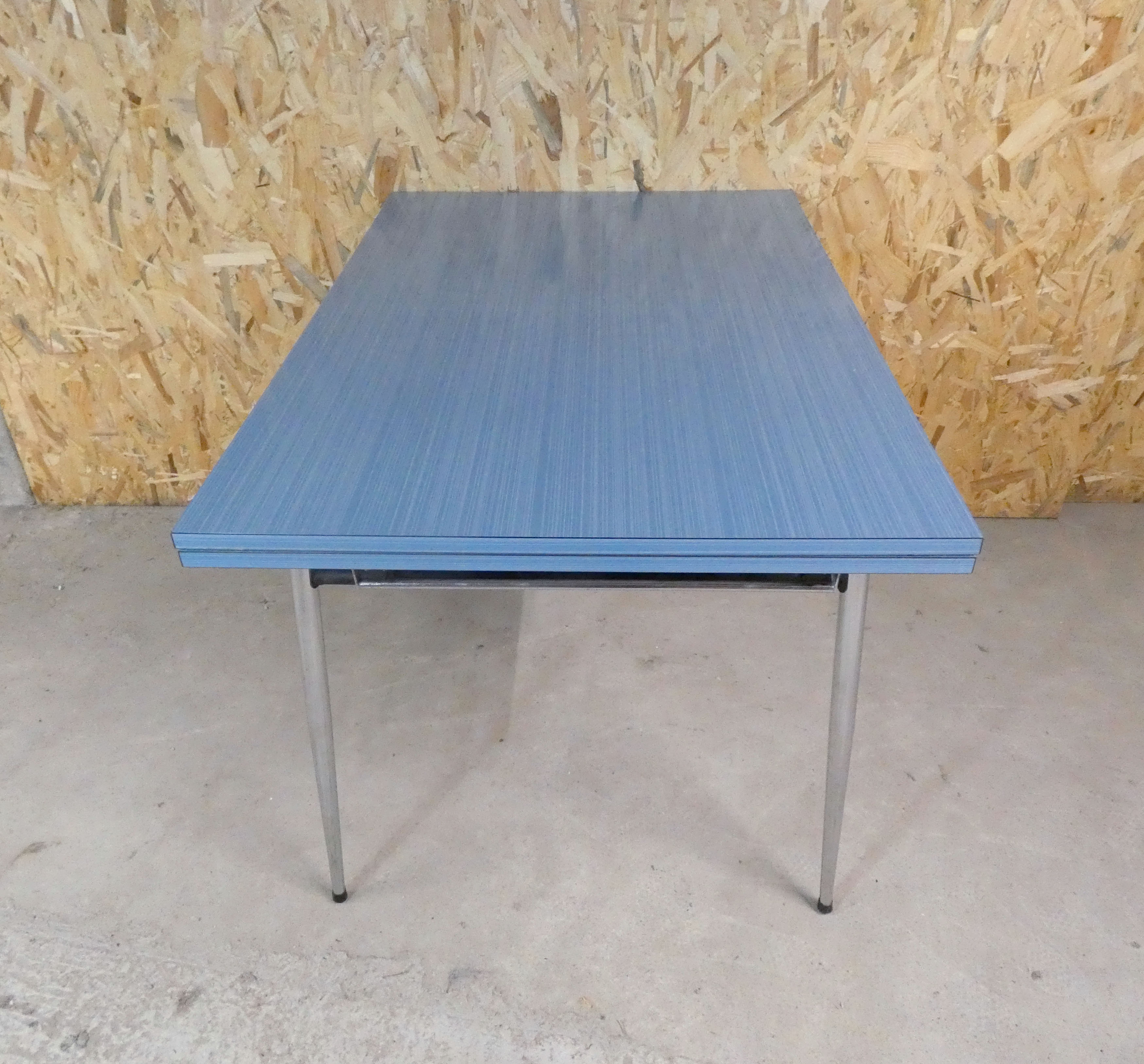 Formica table