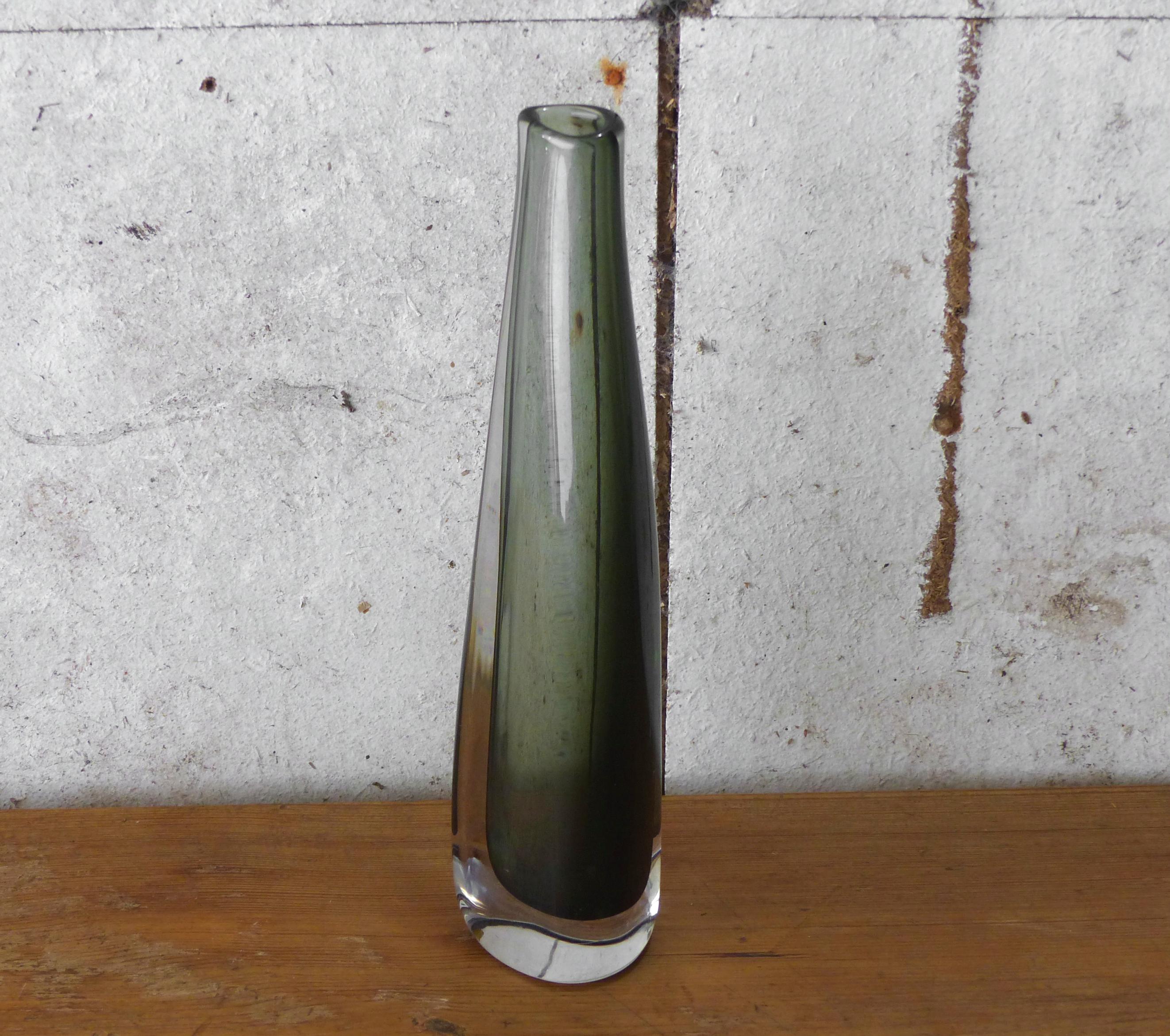 Nils Landberg vase for Orrefors - 1960