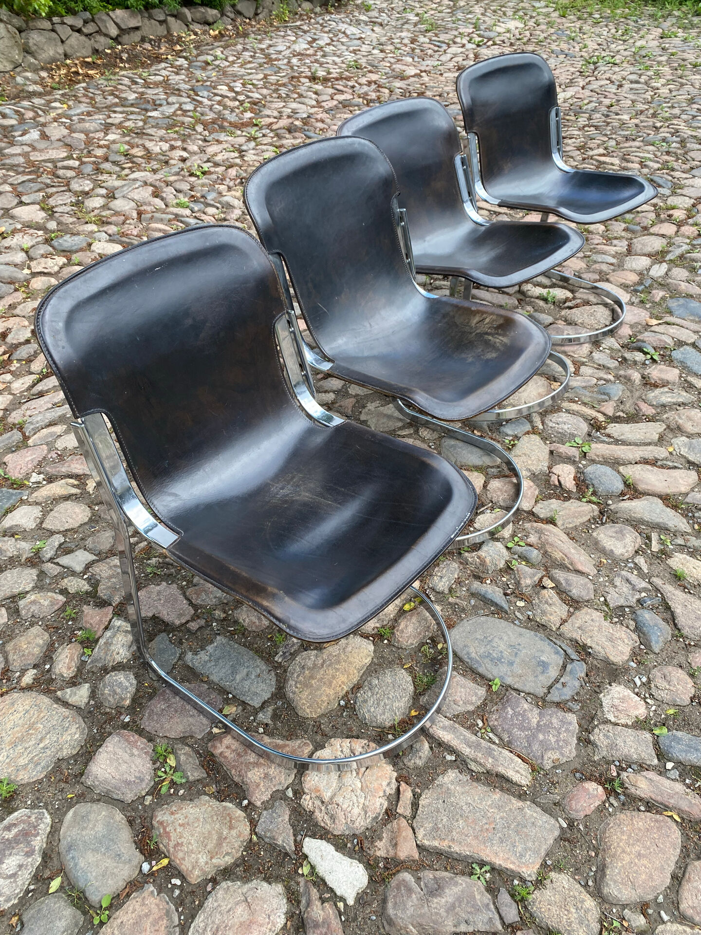 Dining chairs by Willy Rizzo