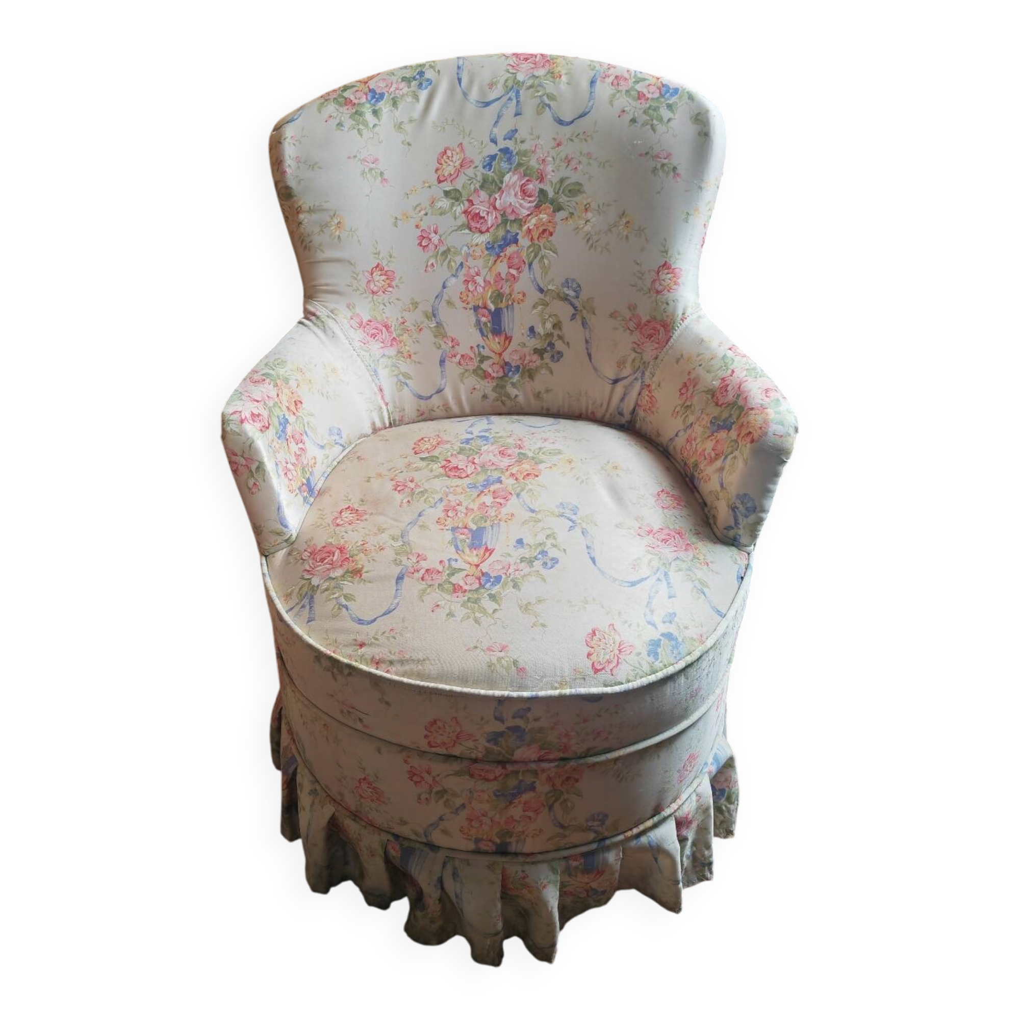 Small flowery armchair