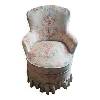 Small flowery armchair