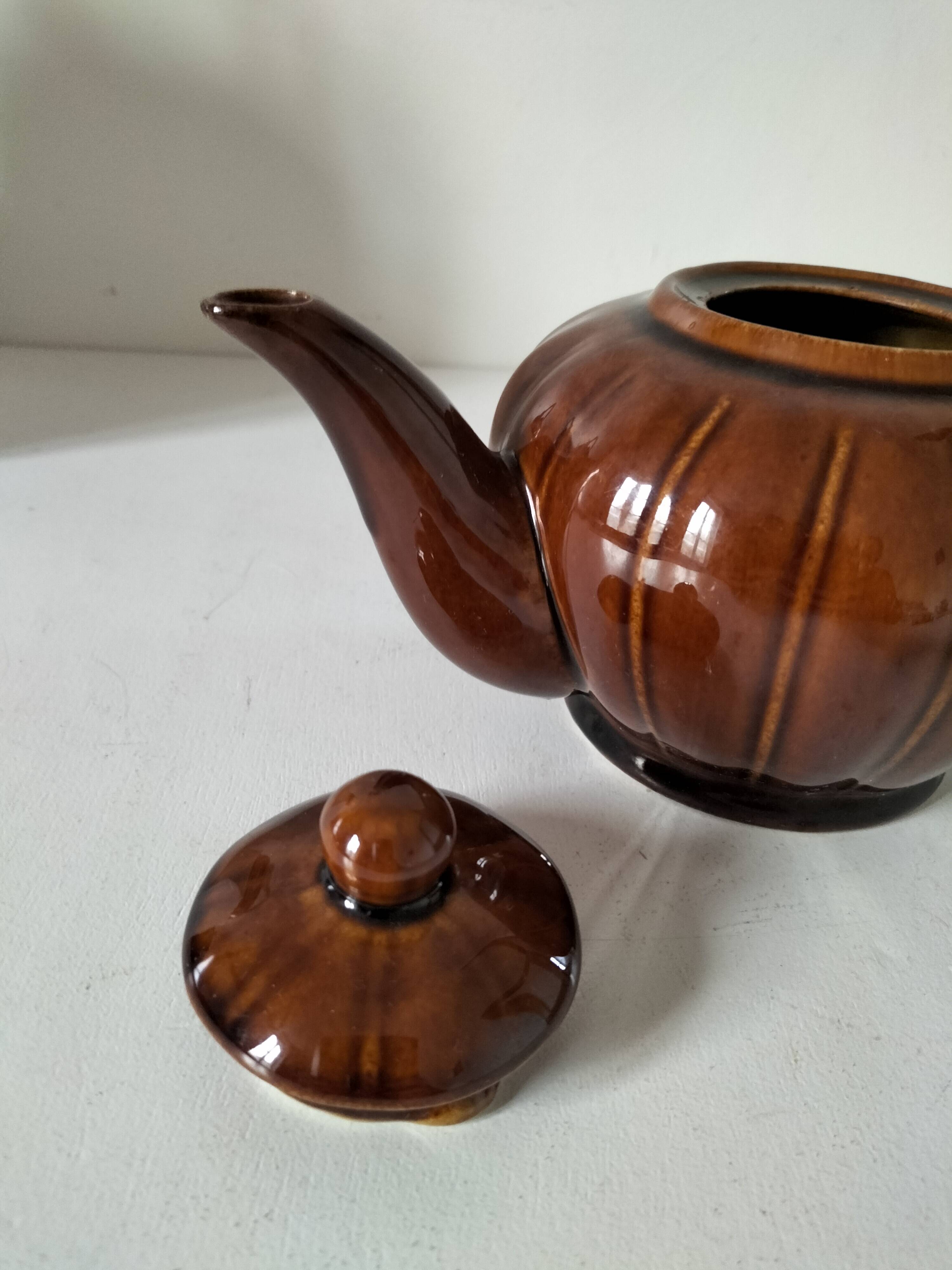 Chinese pumpkin shaped teapot
