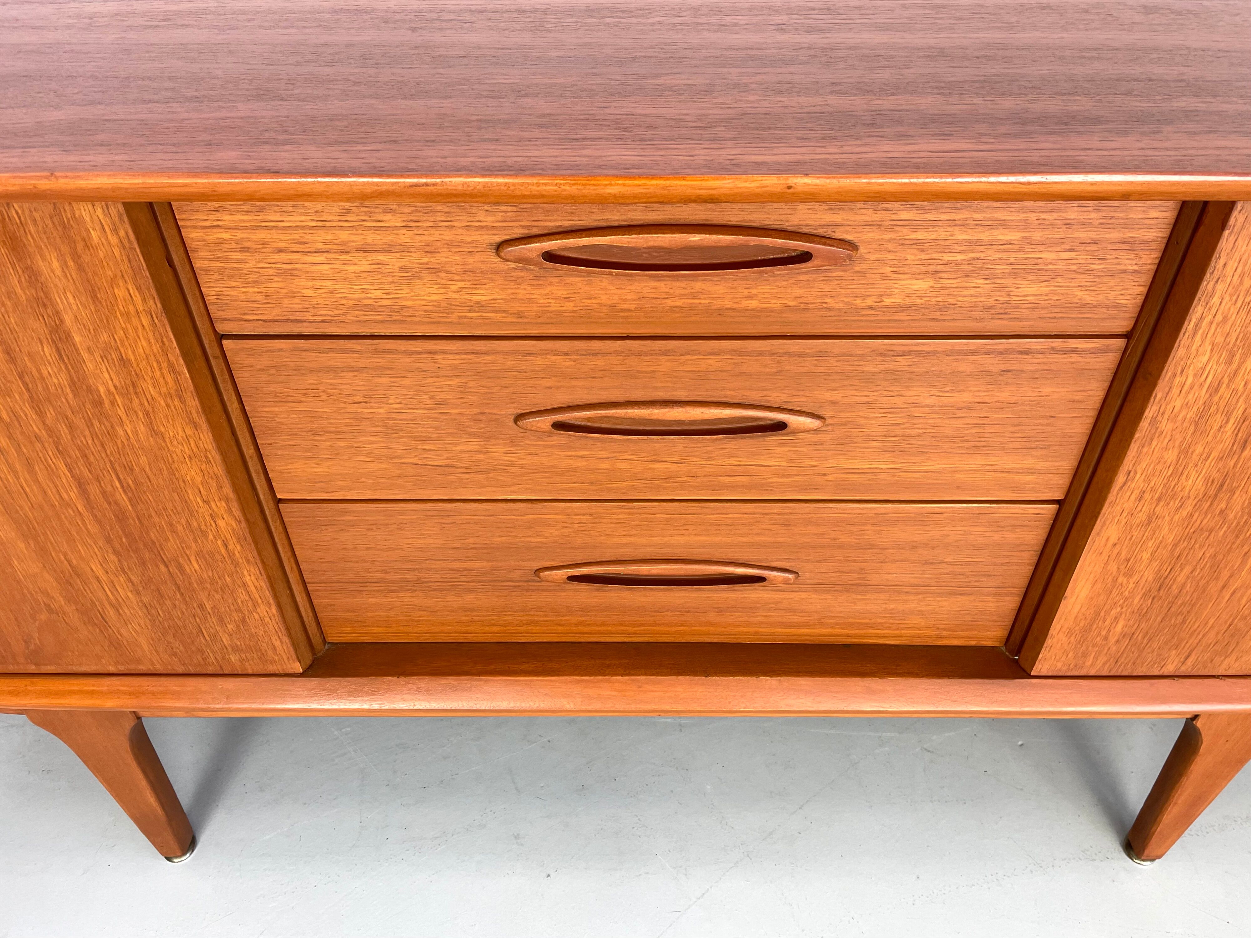 Enfilade Jentique années 1960
