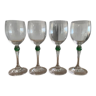 Lot 4 crystal foot glass
