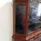 Cabinet en porcelaine d’acajou antique