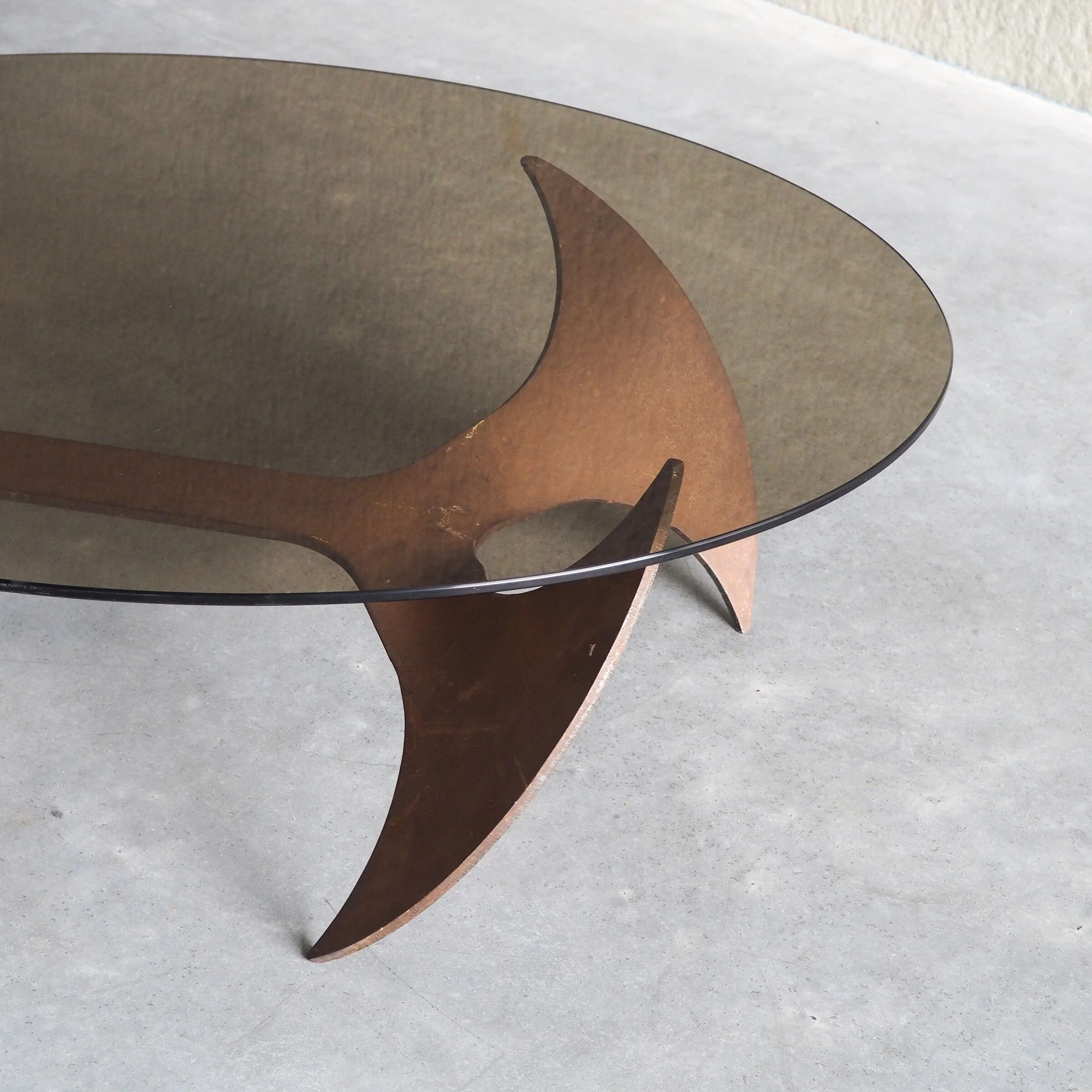 Propeller oval coffee table by Knut Hesterberg for Ronald Schmitt