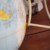 Terrestrial globe