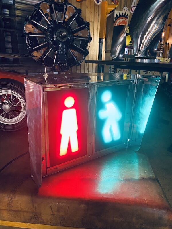 Parisian Pedestrian Light