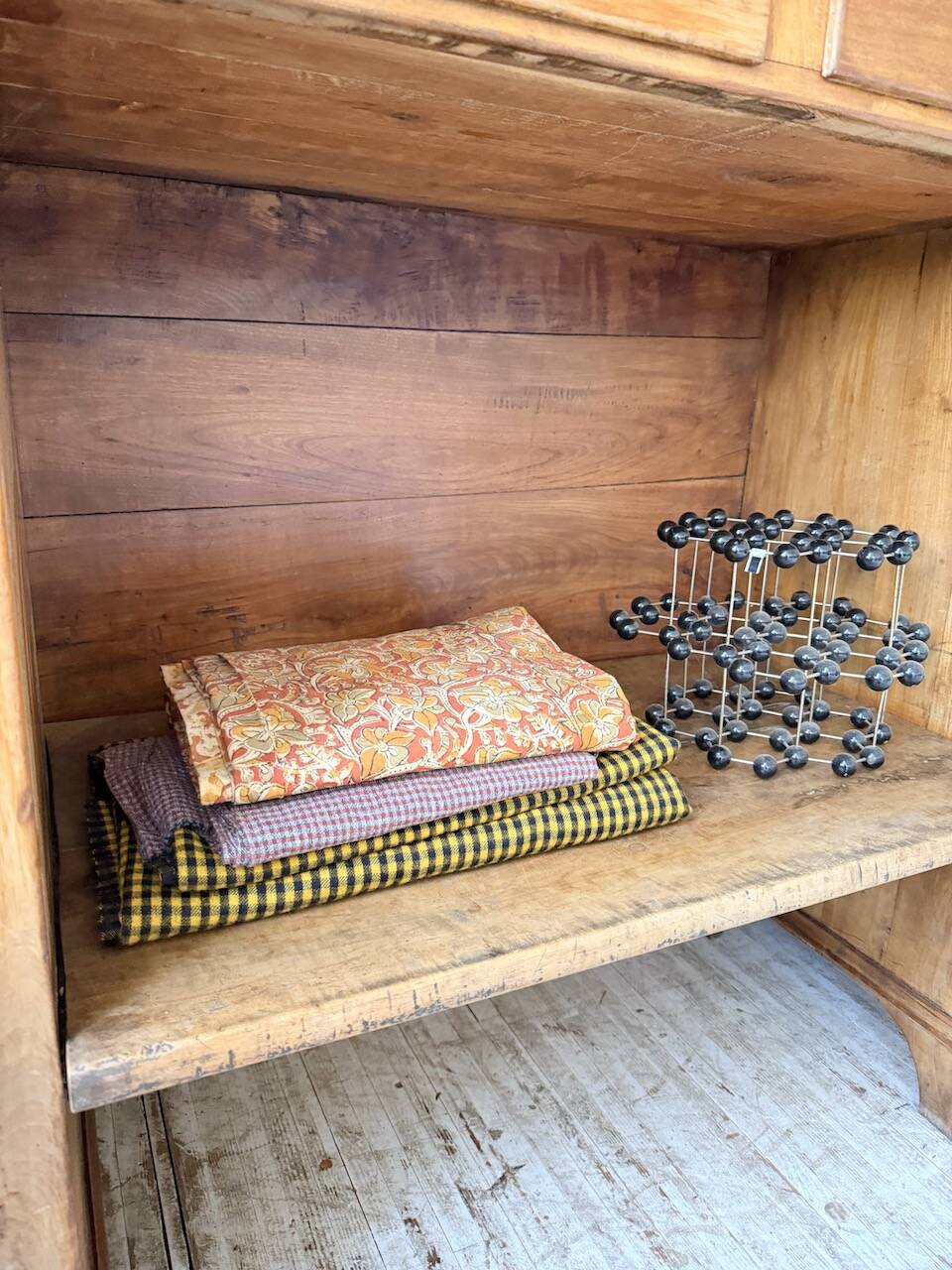 Mountain walnut furniture XXL 1900