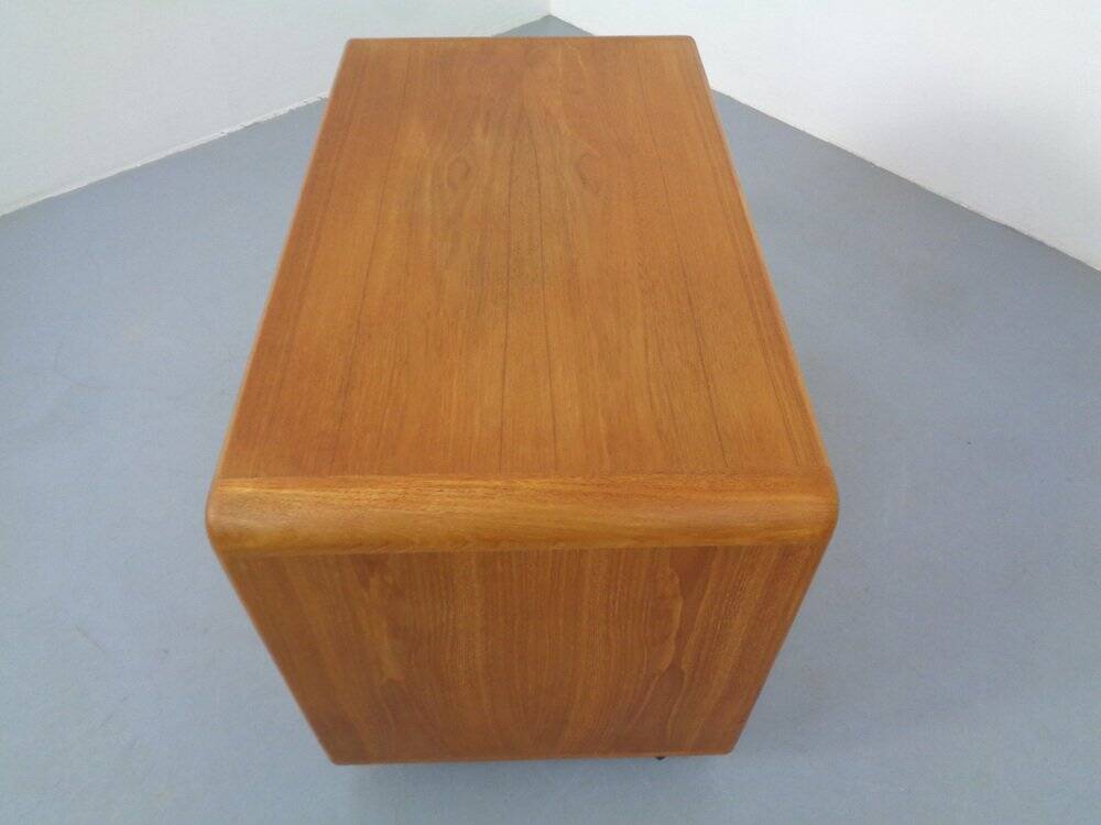 Small rollable teak media sideboard from Dyrlund, 1970s