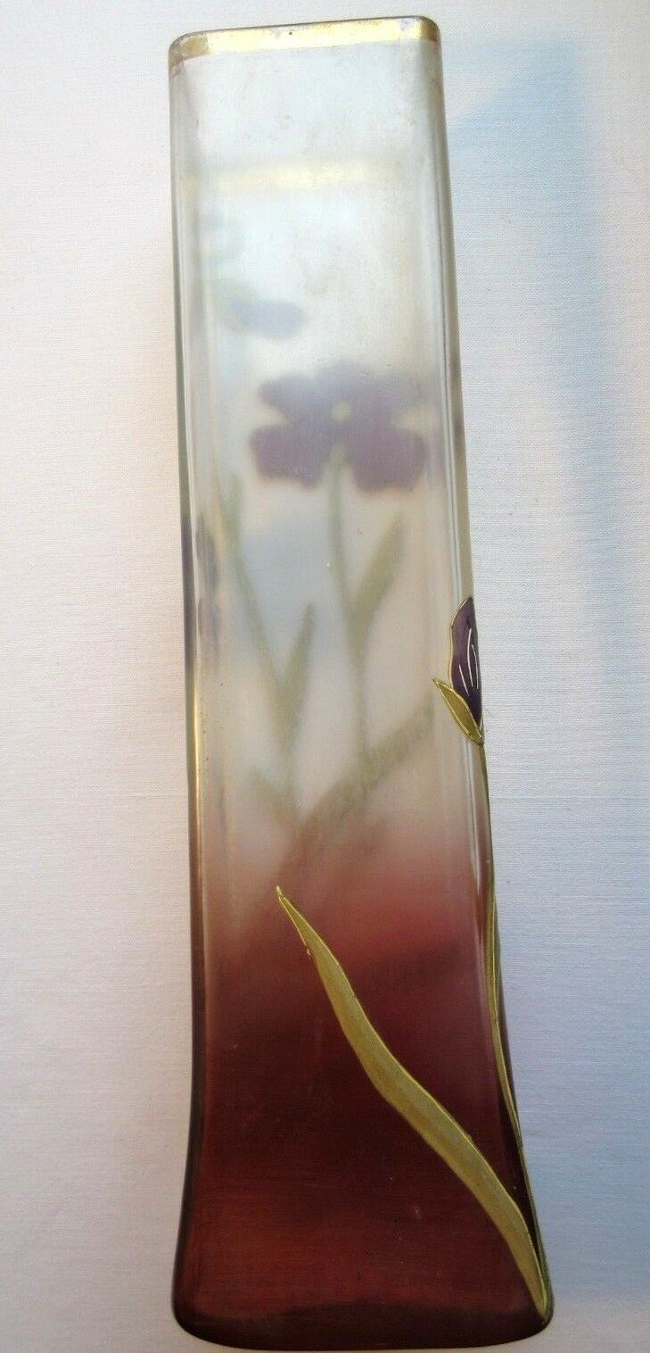 Square and high vase, degraded red, enamelled with art Nouveau stylized poppies