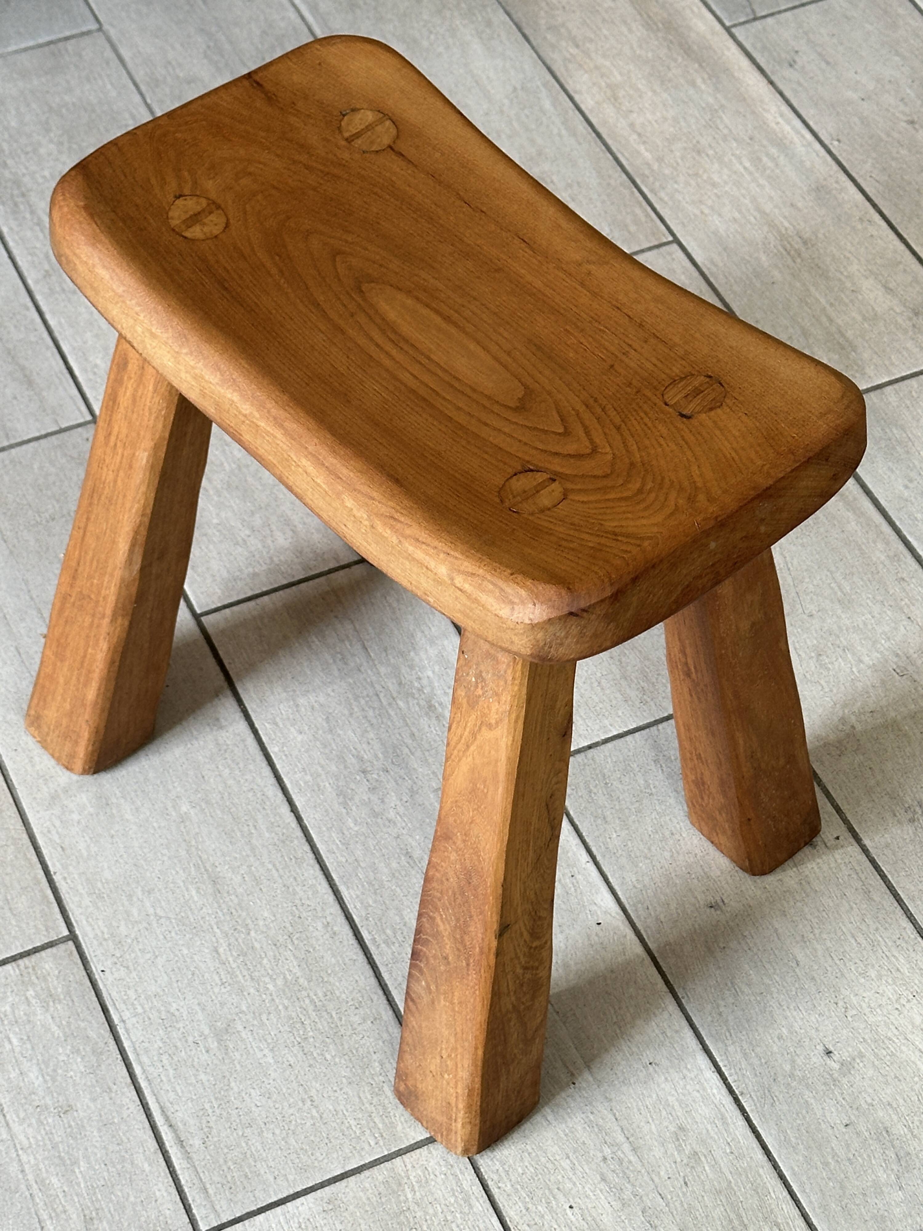 Vintage solid elm stool from the 70s