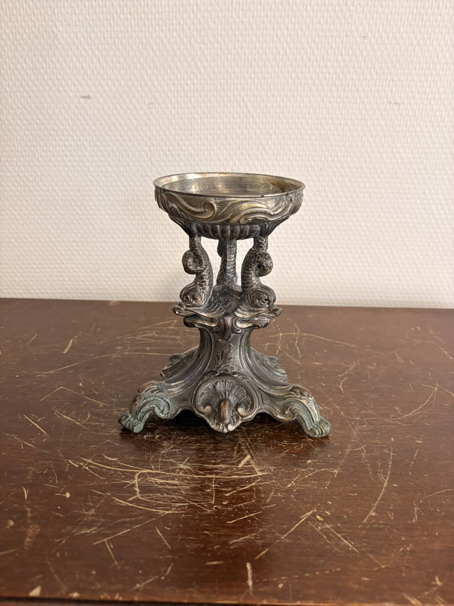 Ancien flambeau bougeoir de table métal argenté rocaille chimère marine mon