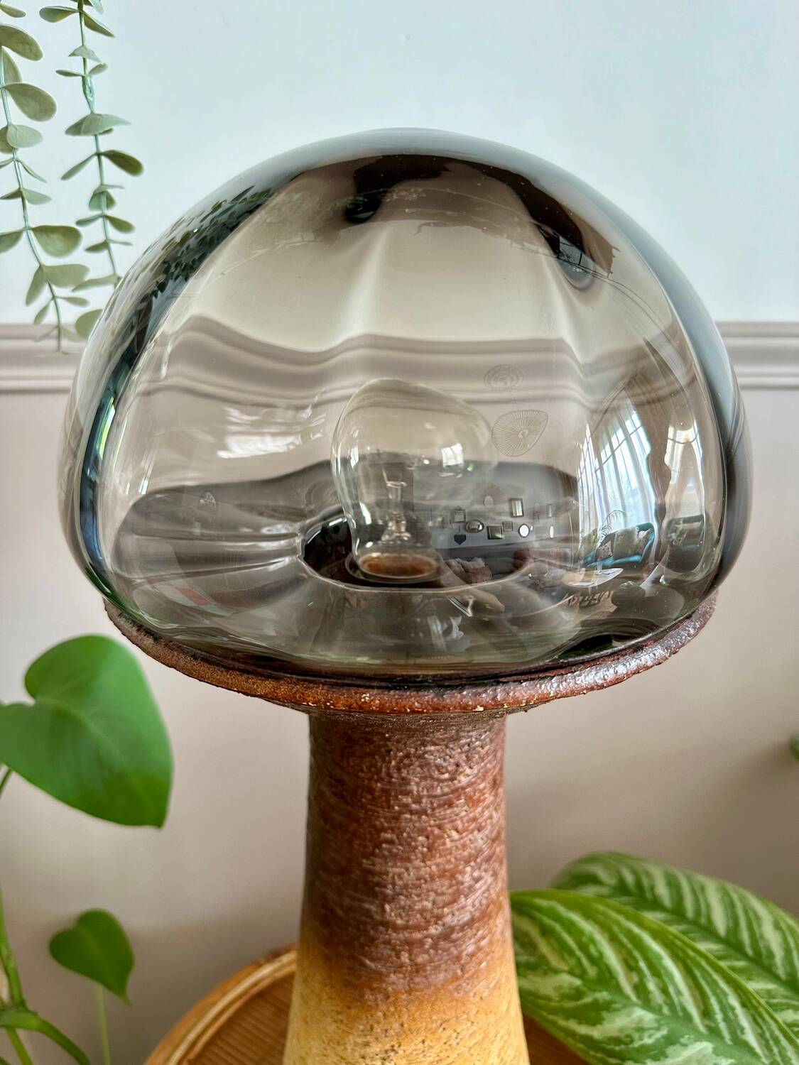 Lampe design brutaliste en céramique