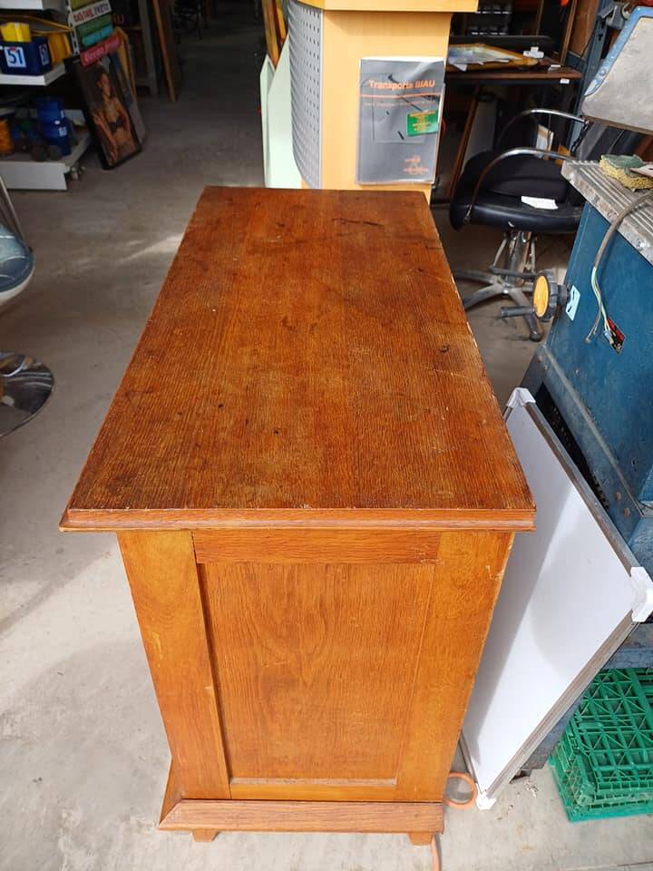 Commode vintage 1950 environ