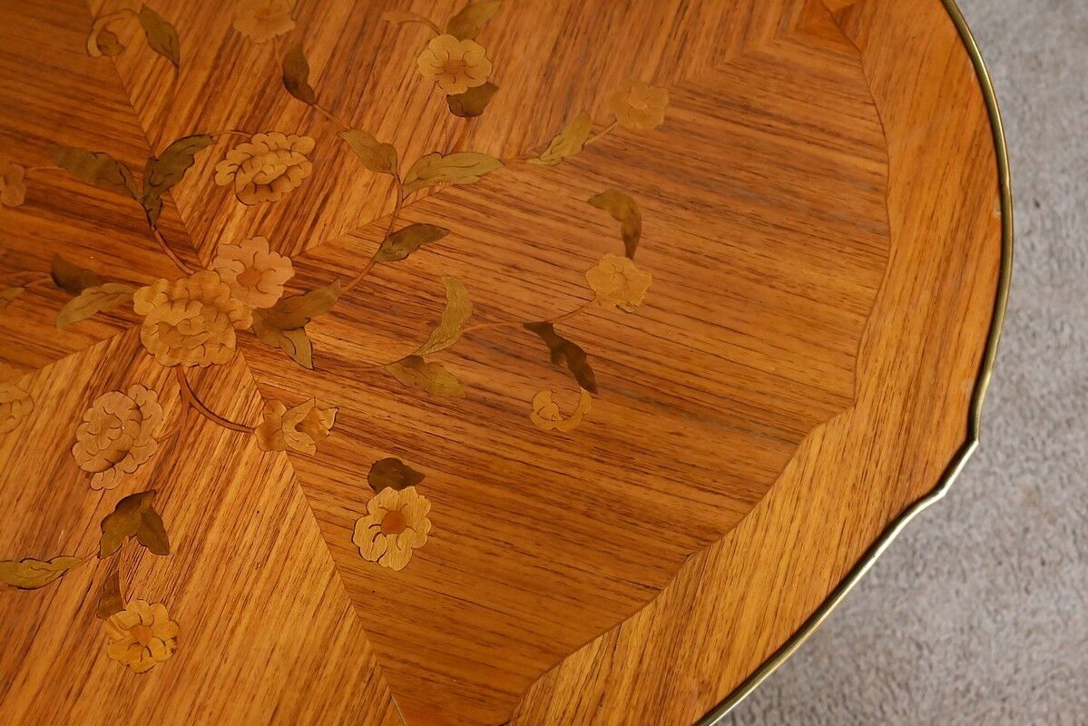 Rosewood marquetry coffee table, Louis XV style – Mid 20th century