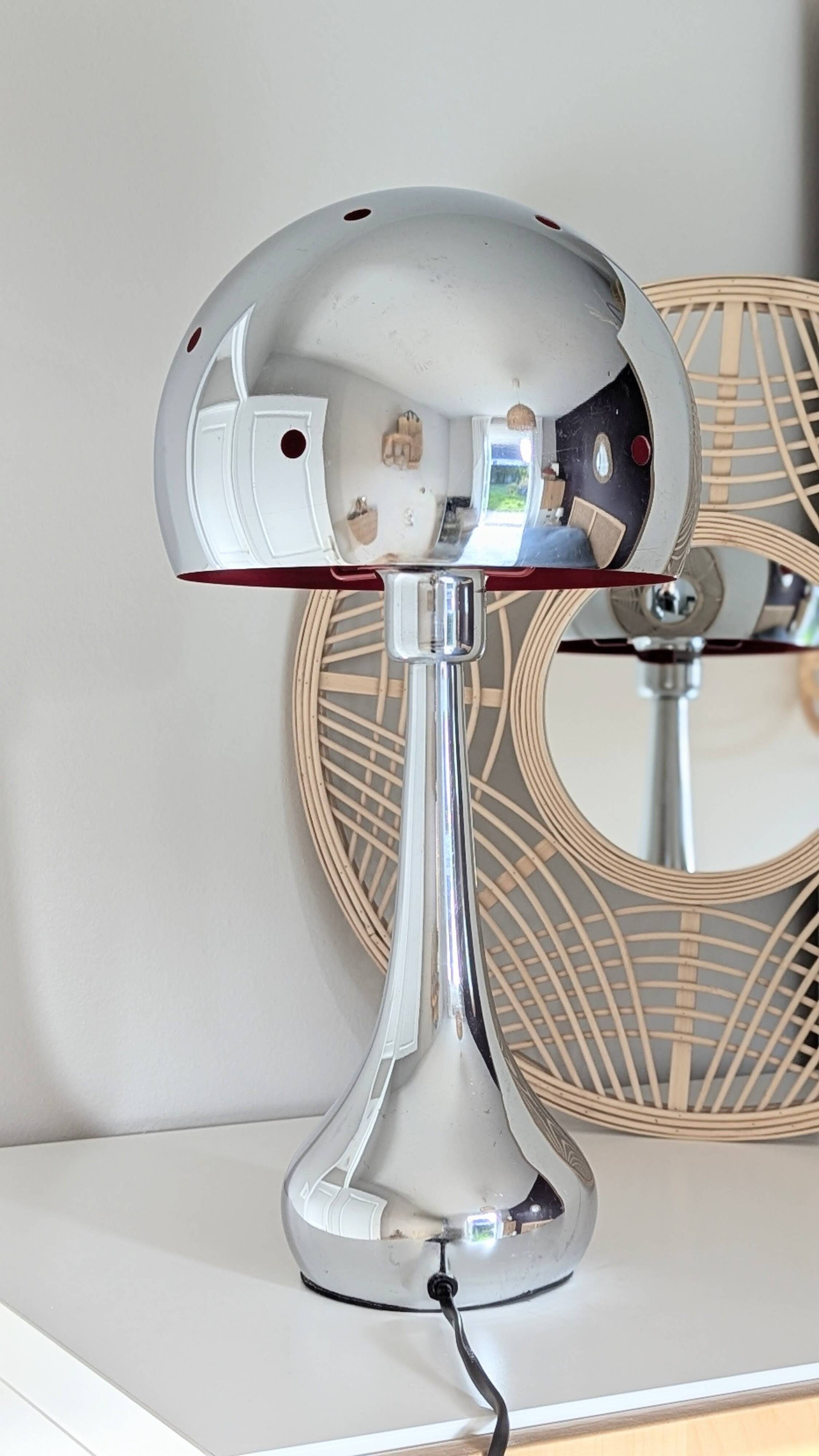 Space age chrome lamp (L-0222)