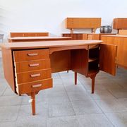 Scandinavian oval desk in teak from the 1960s.
