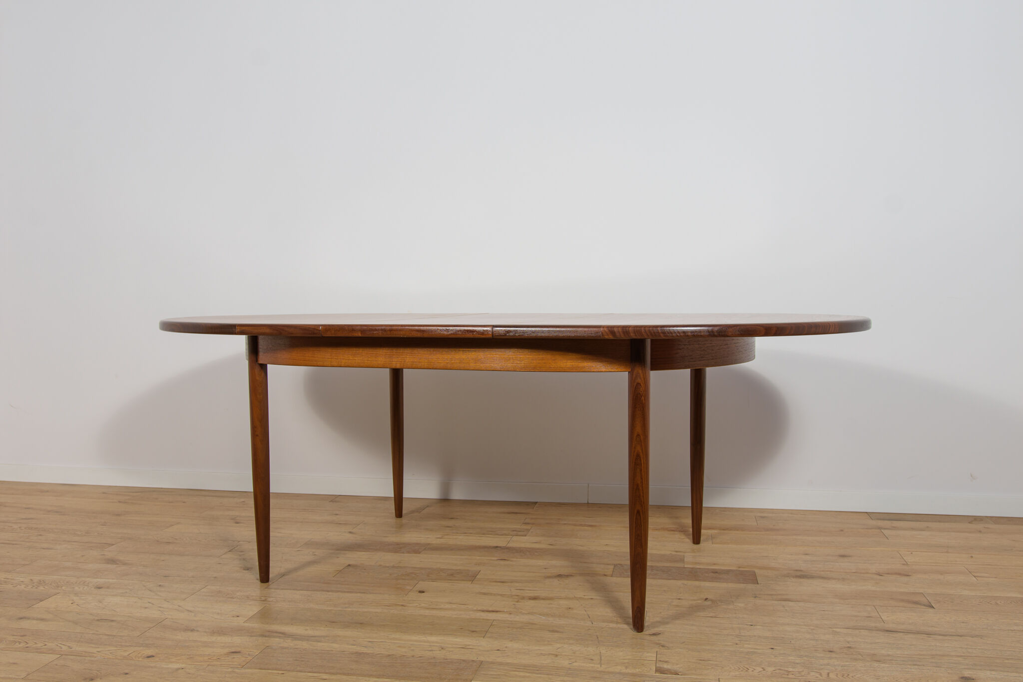 Mid-Century Oval Teak Extending Dining Table from G-Plan, United Kingdom, 1960s