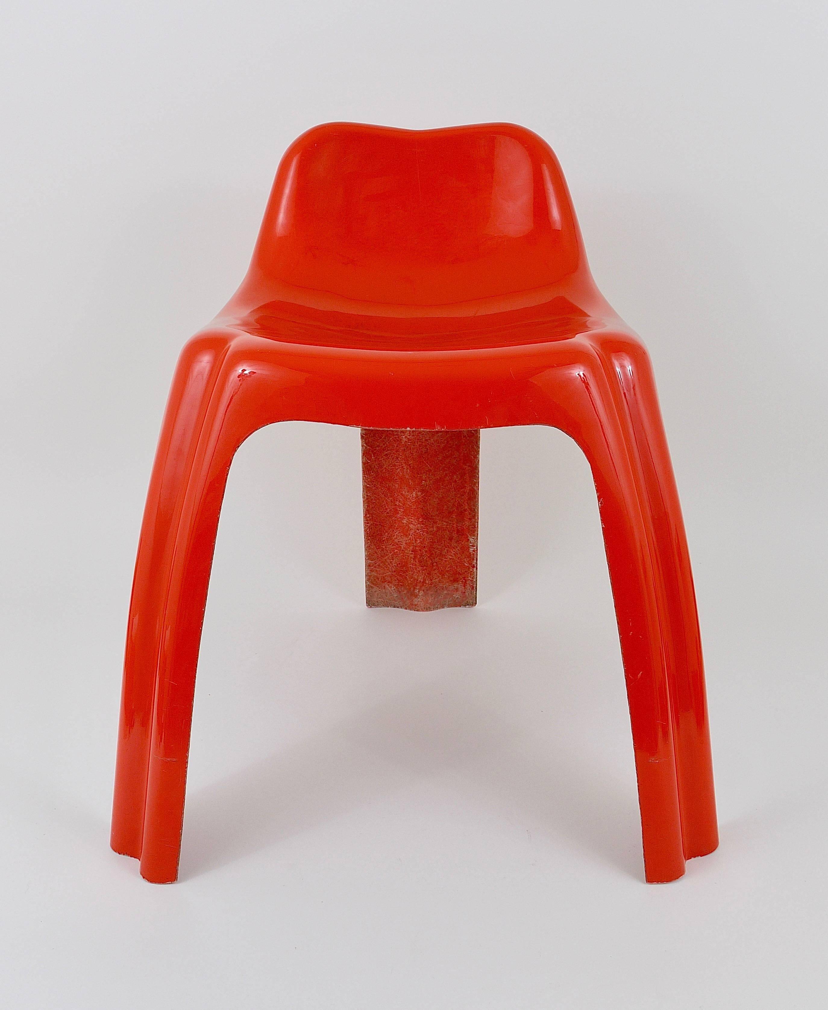 Chaise Patrick Gingembre Ginger Orange en Fibre de Verre Ginger, Paulus, France, années 1970