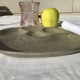 6 green beige compartmentalized plates