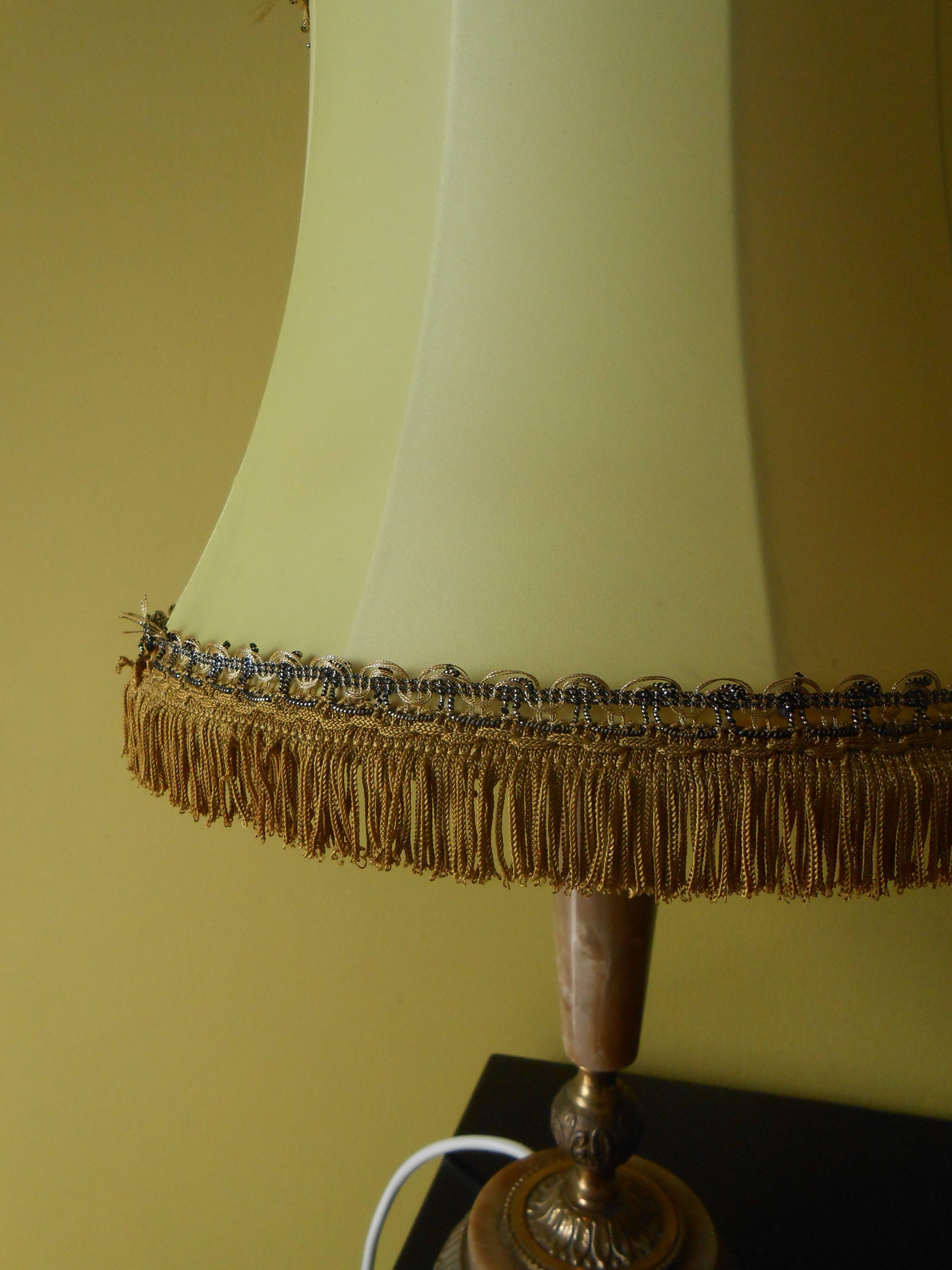 Alabaster lamp and gilt bronze, silk Lampshade