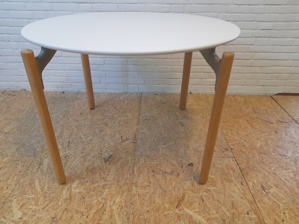 Table Bruno Rey