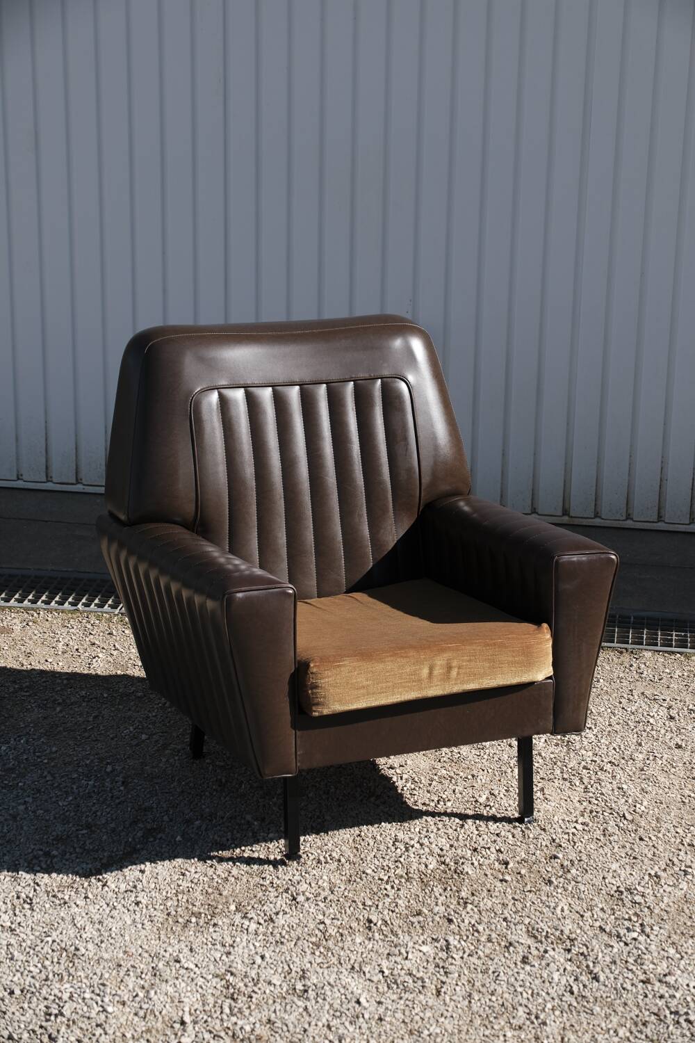 Vintage 60s armchair in brown skai and mustard fabric – restored