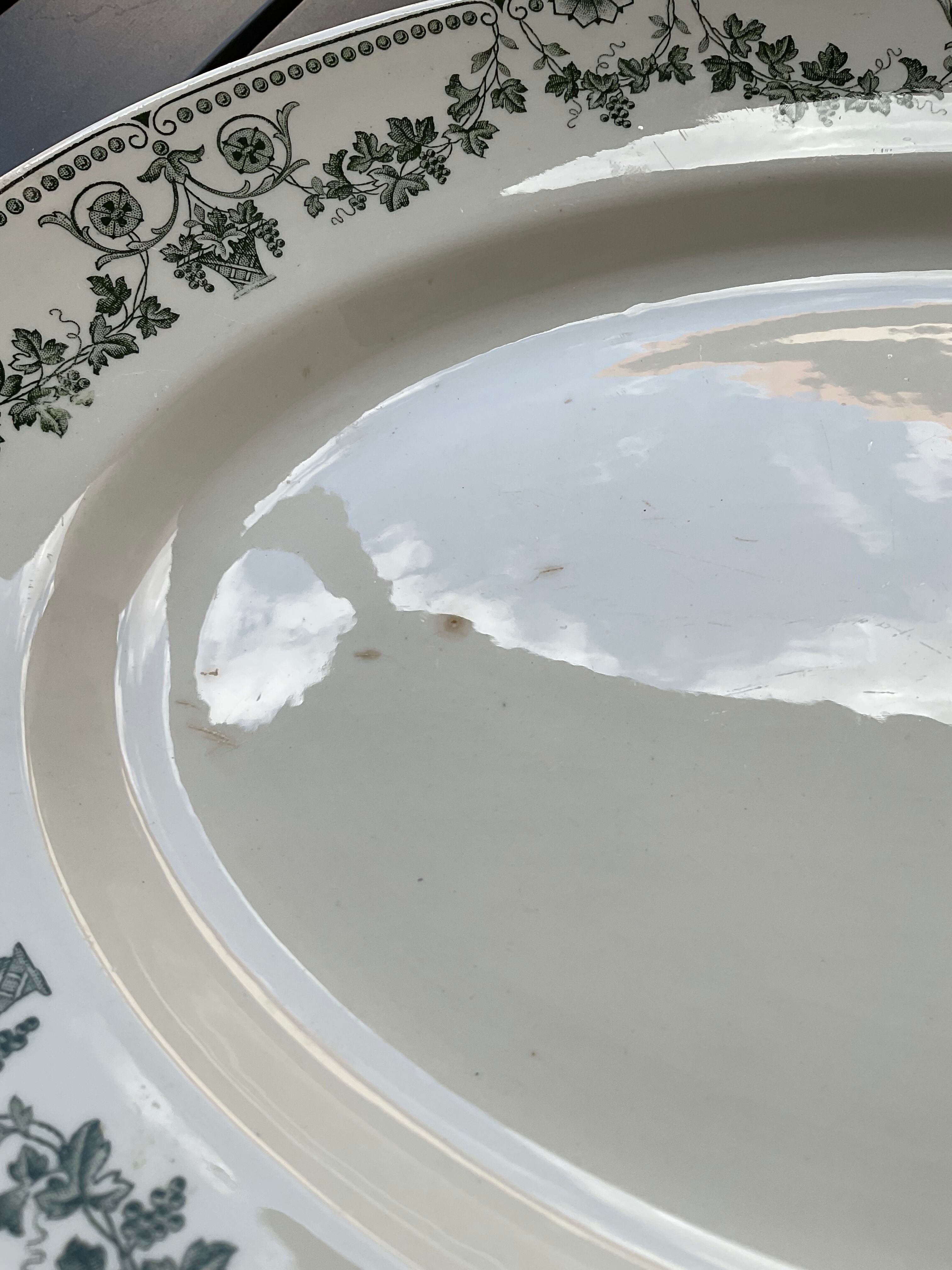 2 oval dishes . Badonvillers.model champagne