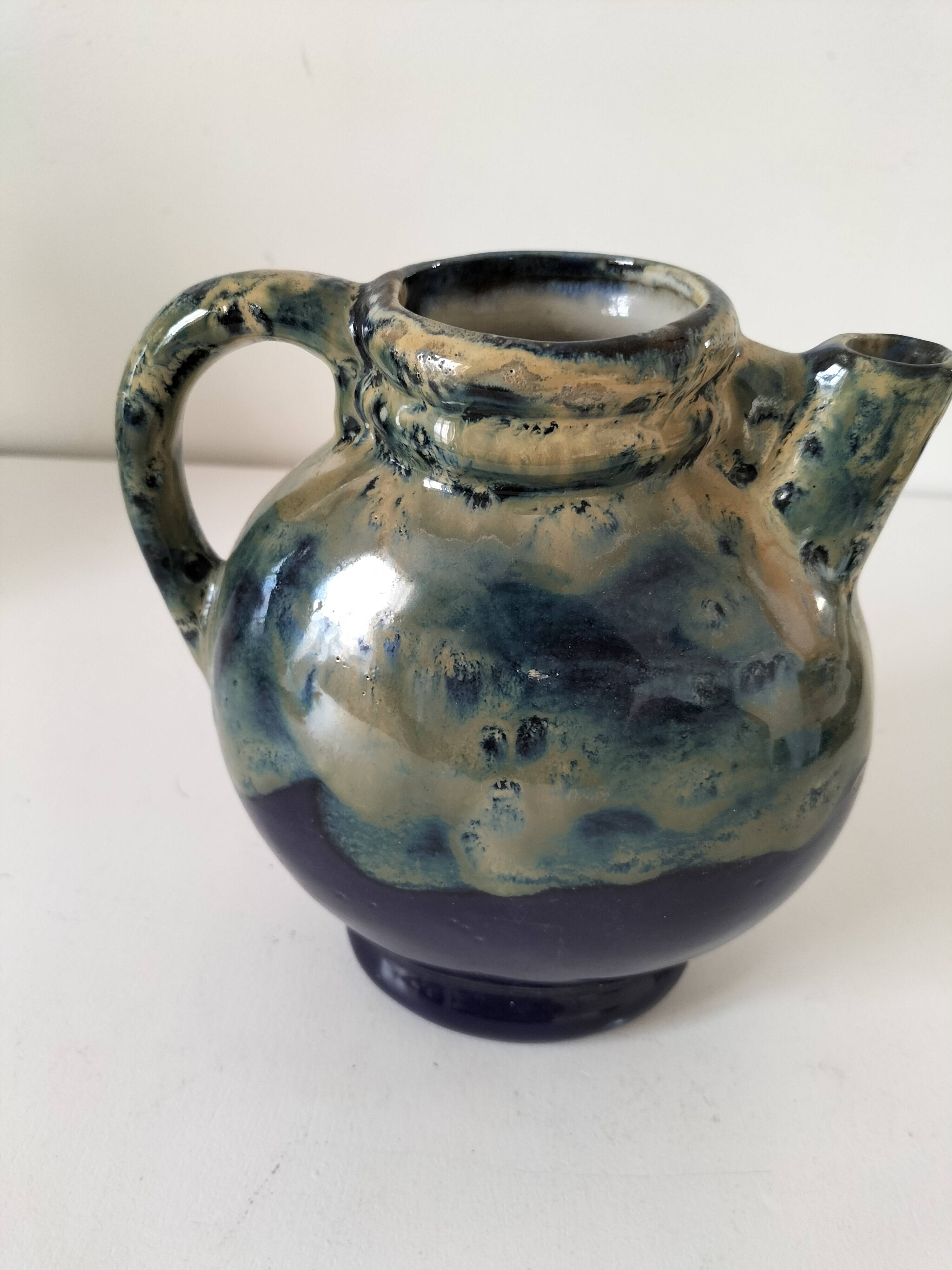 Blue and beige glazed stoneware jug, model 218