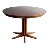 Danish dining table in rosewood.