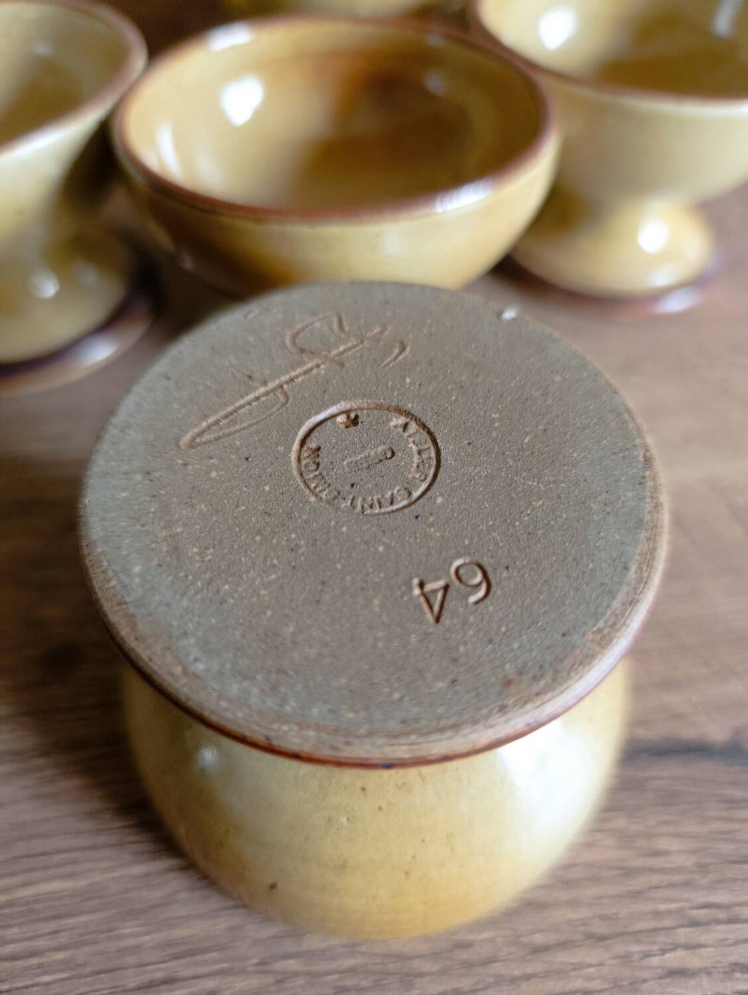 6 footed bowls in glazed honey stoneware, Atelier Saint Simon, vintage
