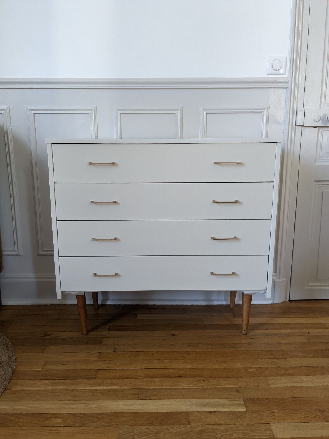 Vintage chest of drawers