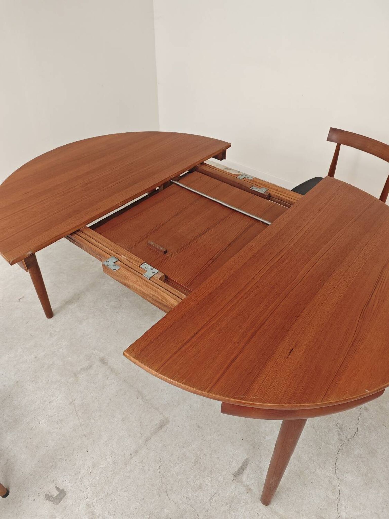 Table de repas et 4 chaises par Hans Olsen pour Frem Rojle  Danemark
