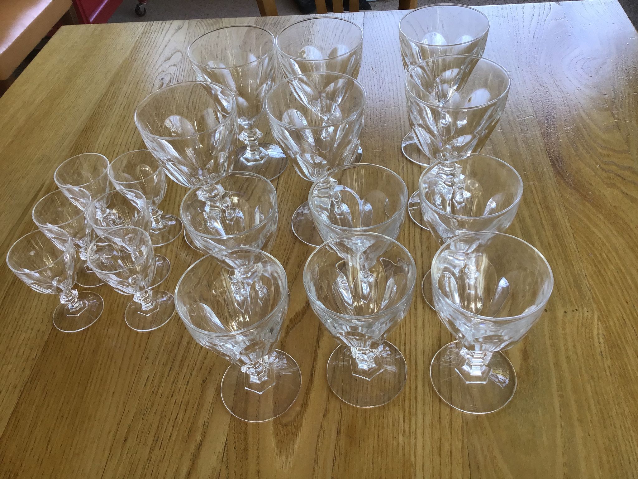 Set 6 wine glasses, 6 water glasses and 6 crystal shot glasses