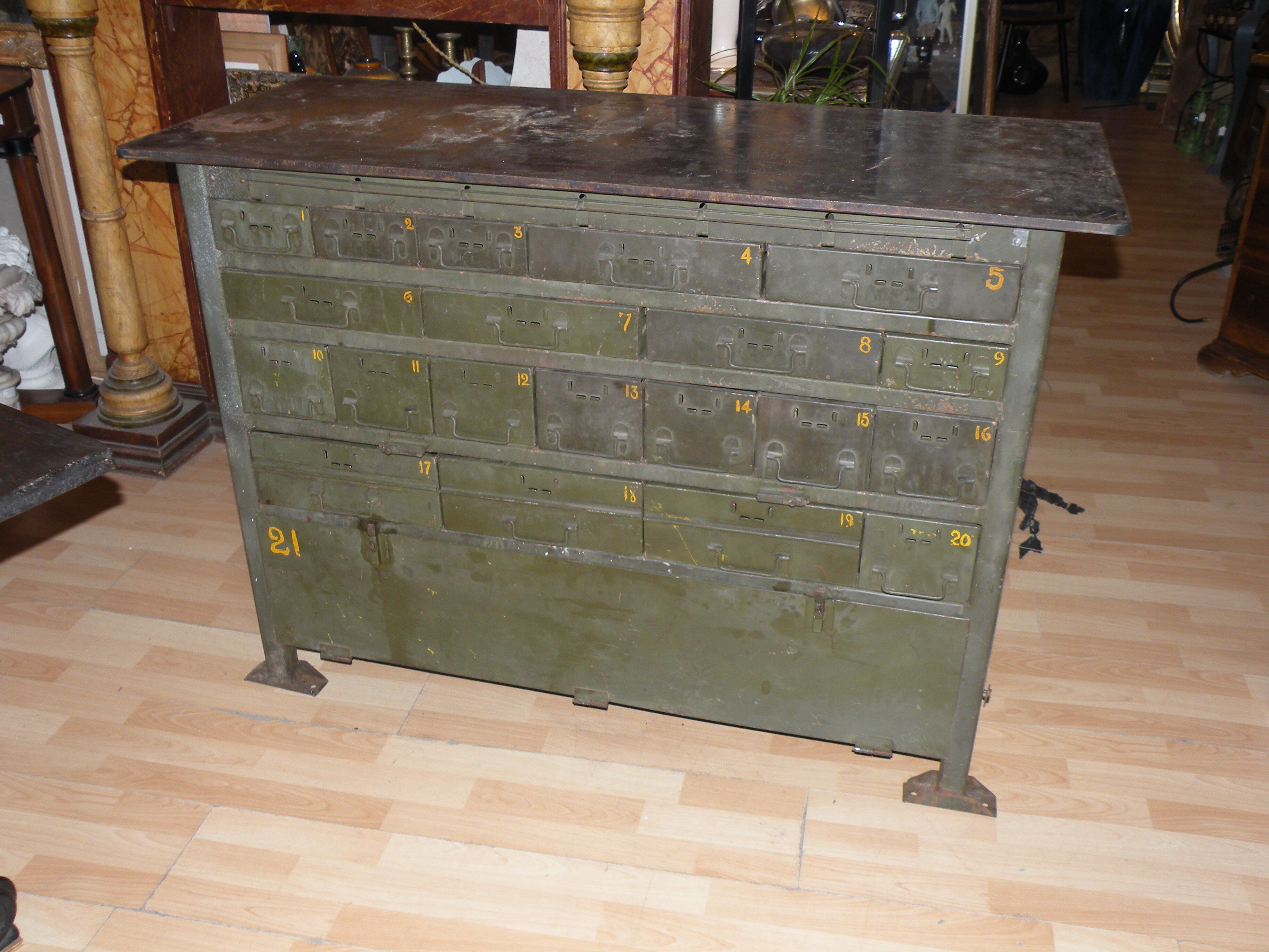 Metal workshop cabinet for a GMC CCKW 353 truck, US Army, World War II, 1941-1945