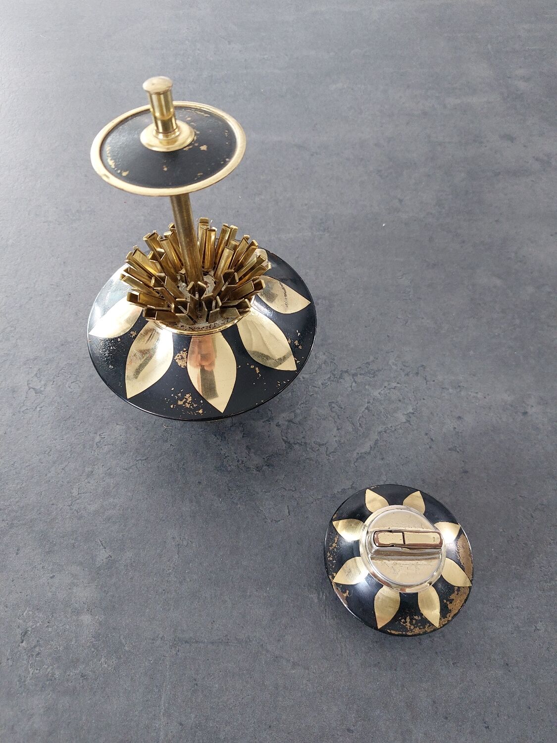 Cigarette dispenser and vintage matching lighter