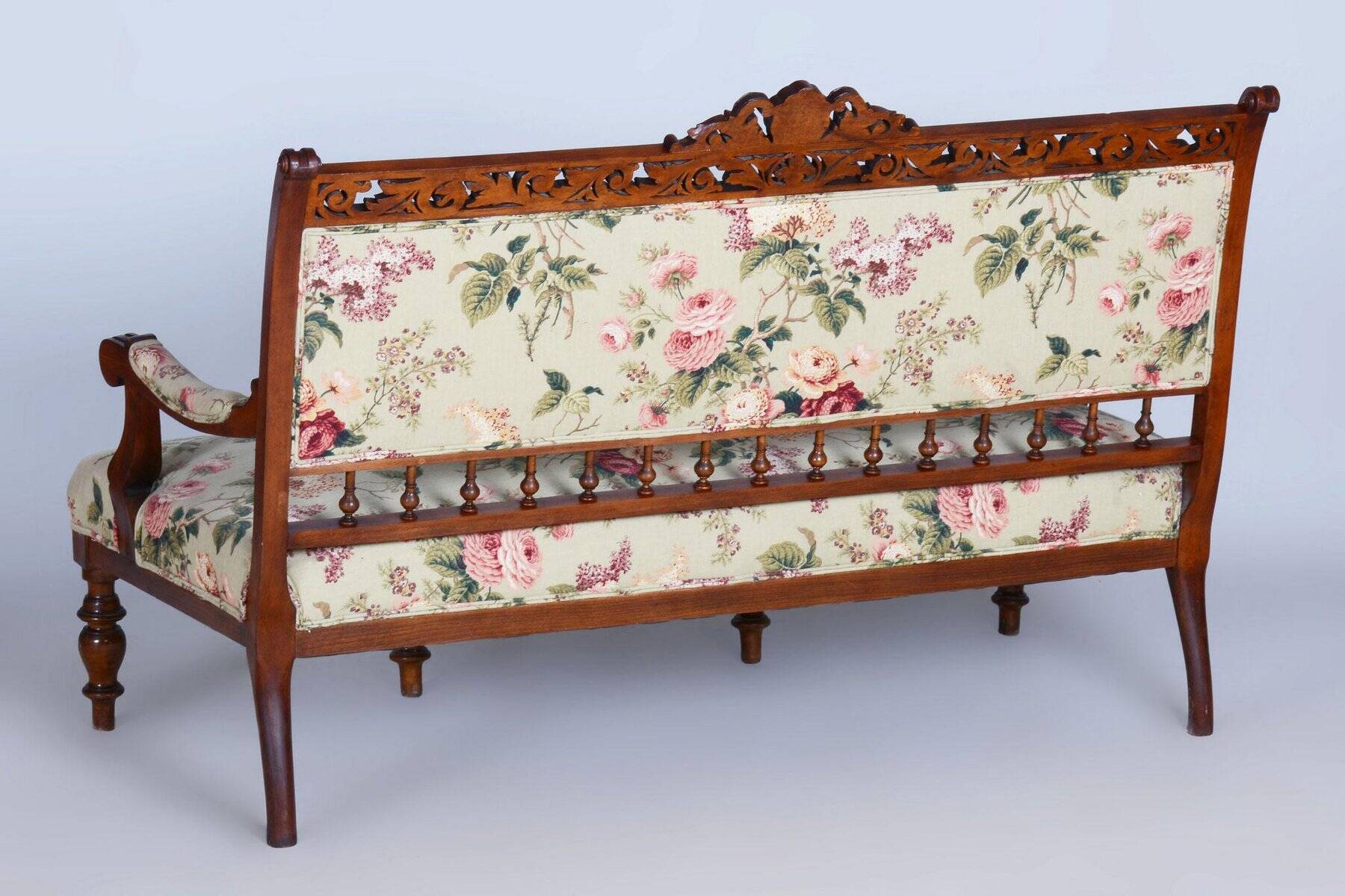 Czech Living Room Set in Beech and Walnut, 1890s, Set of 7