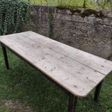 Farm table