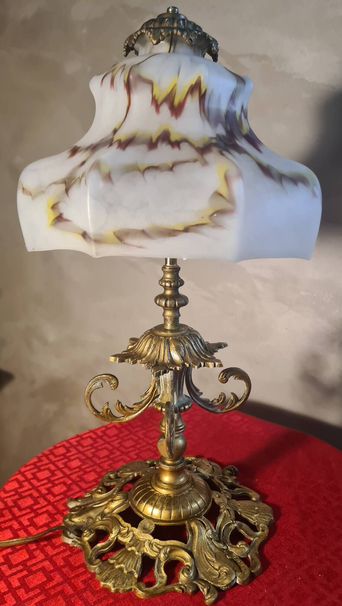 lampe bronze ciseler art nouveau abat jour opaline ancienne 44x23
