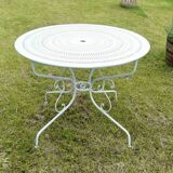 Round wrought iron garden table from the 1900s